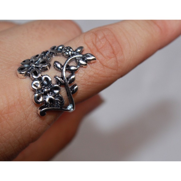 Two Piece Ring Set - Picture 6 of 8